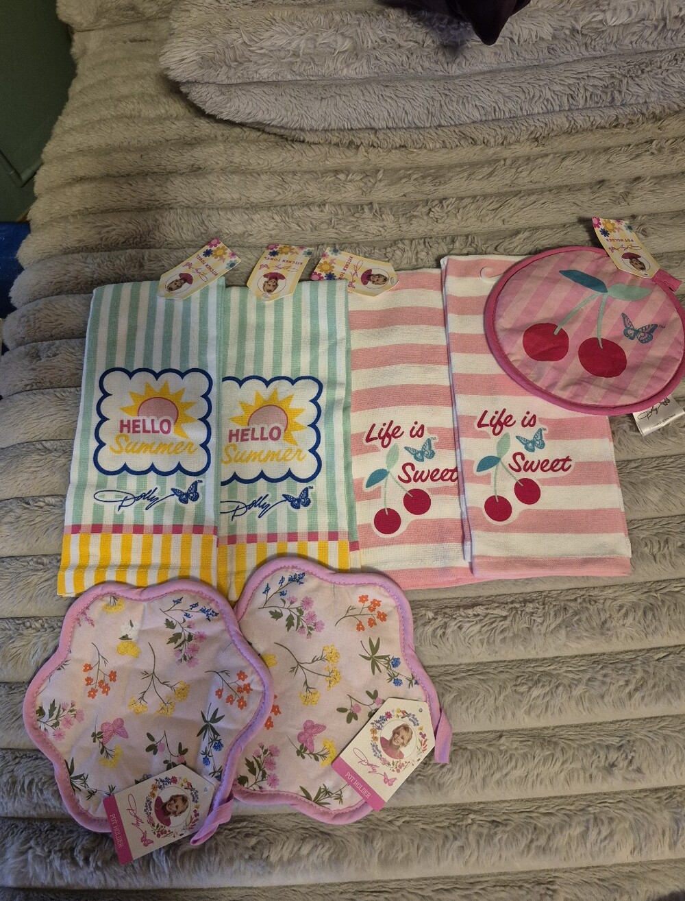 Dolly Parton Kitchen Linen Bundle